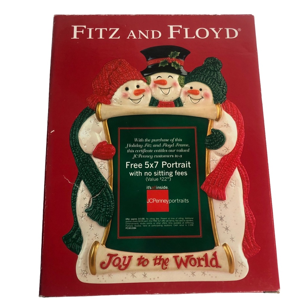 Fitz & Floyd 5” x 7” holiday frame snowman family